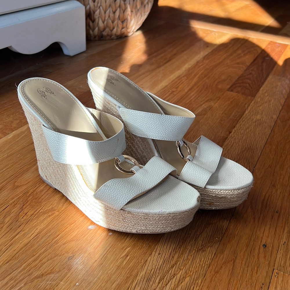 Victoria Secret white wedge shoes size 8